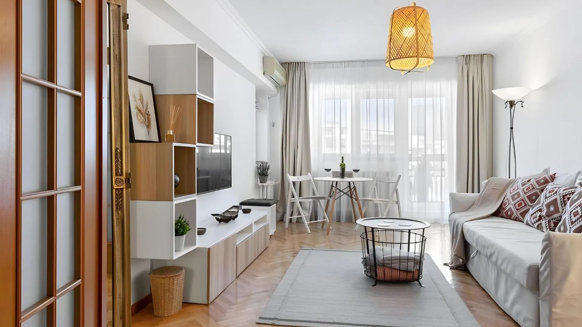 Unirii Green Apartment بوخارست رومانيا